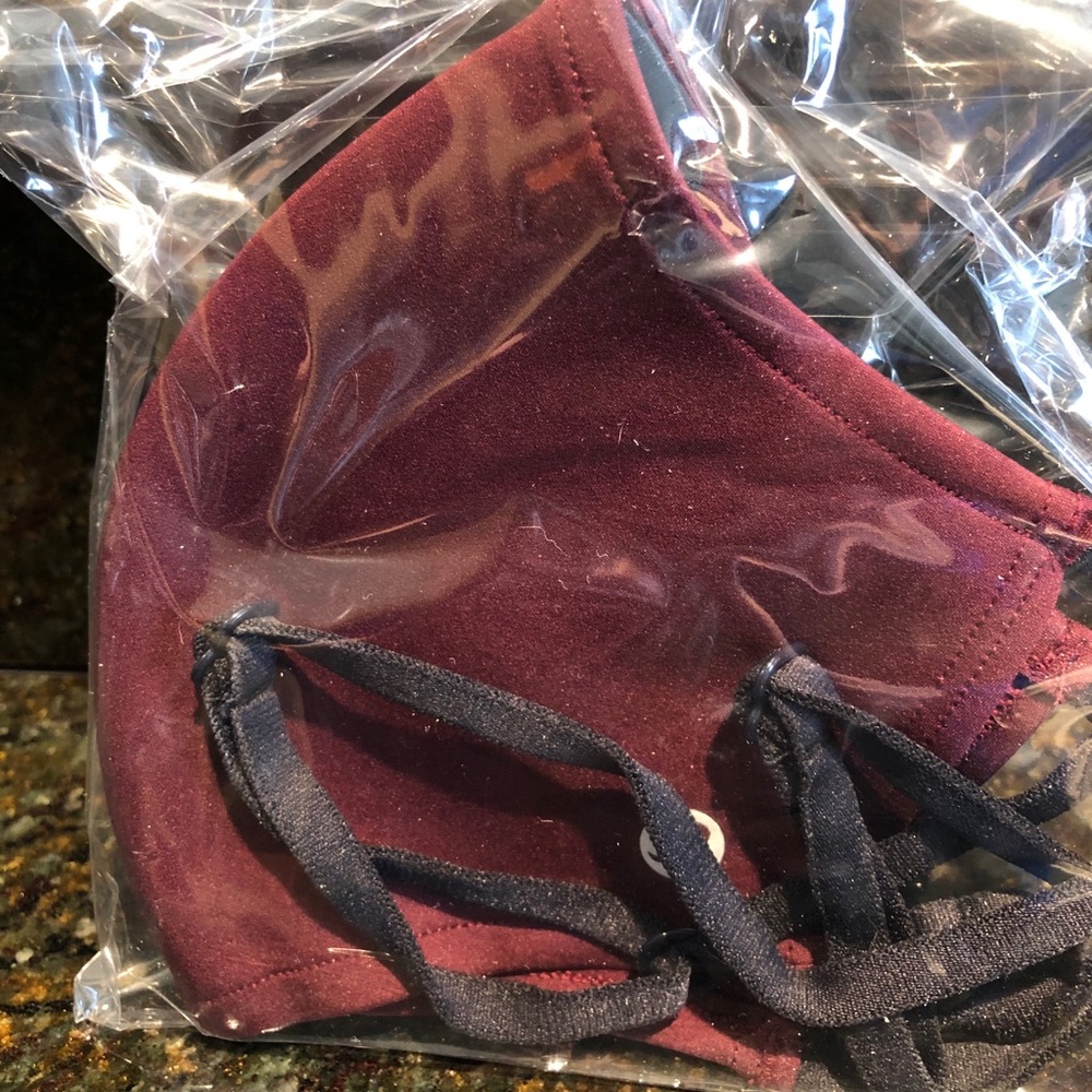 Lululemon face mask
